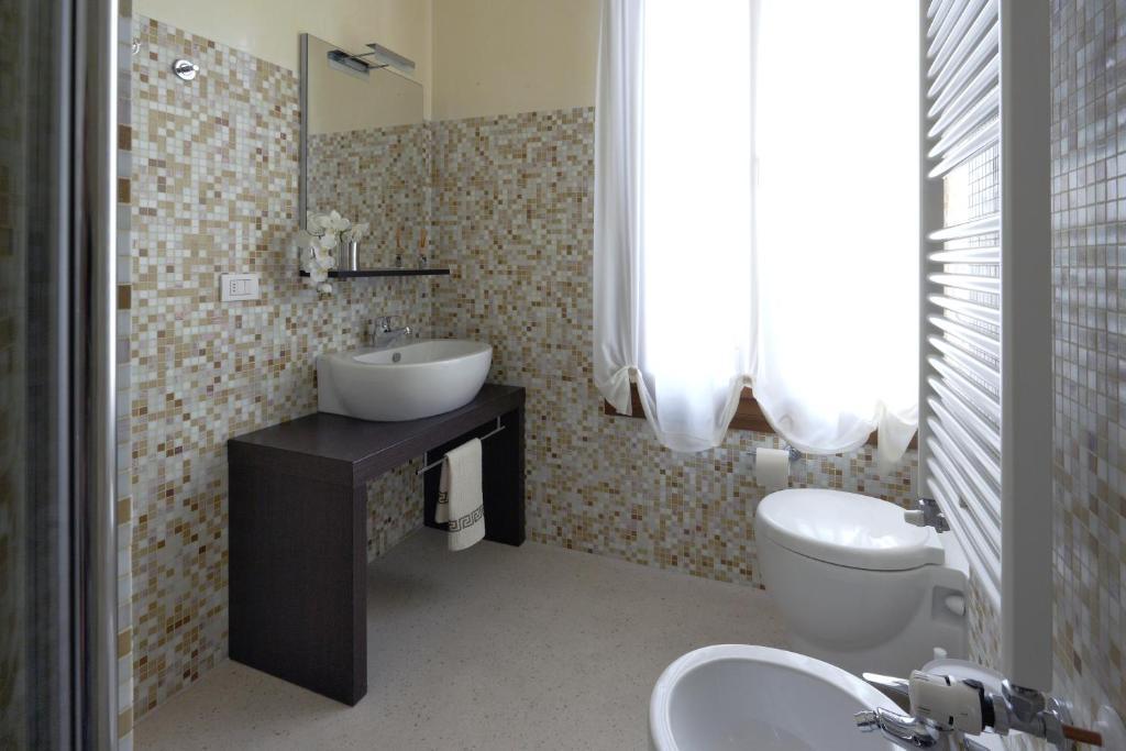 Barchessa Levi Morenos B&B Mira Room photo